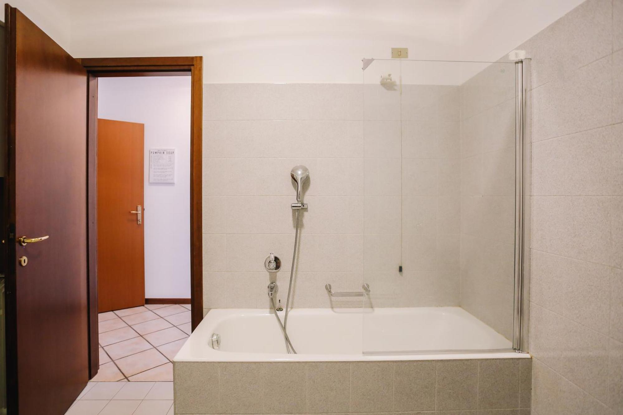 Апартаменти Flat Mazzini 6 Alzano Lombardo Екстер'єр фото
