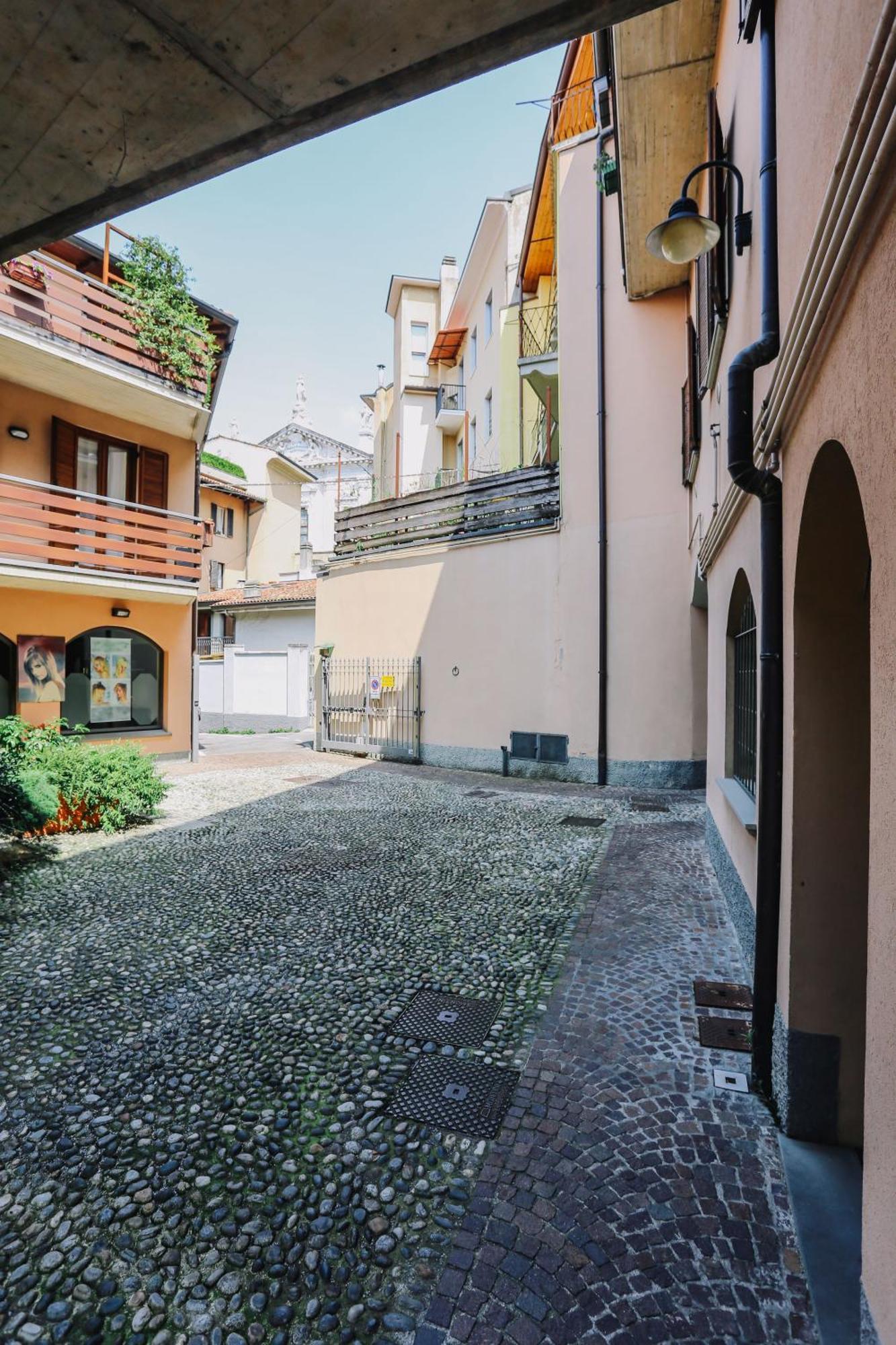 Апартаменти Flat Mazzini 6 Alzano Lombardo Екстер'єр фото